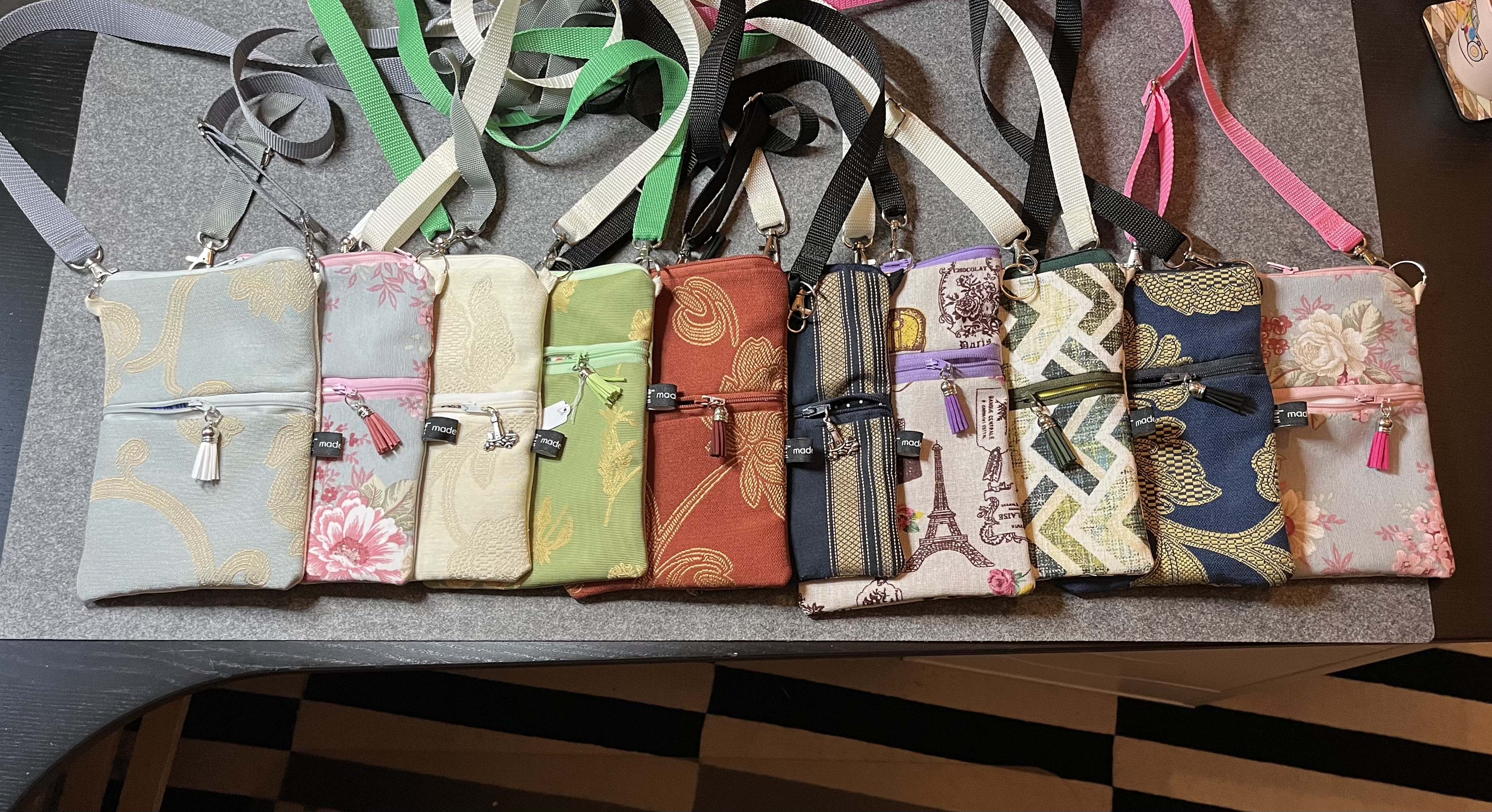 HANDYTASCHEN