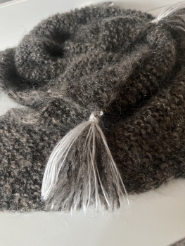 SCHAL -Kuschelwolle in braun-grau-weiß Tönen