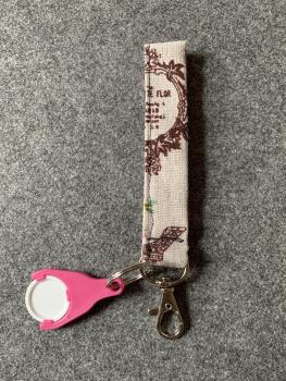 Schlüsselanhänger 1  (rosa-weiß)