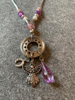 Preview: Kette  rosa + fliederfarben, (Schutzengel, Hufeisen )