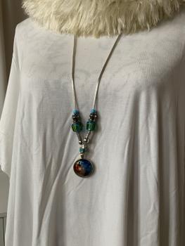 Kette türkis, hellblau (Planeten)