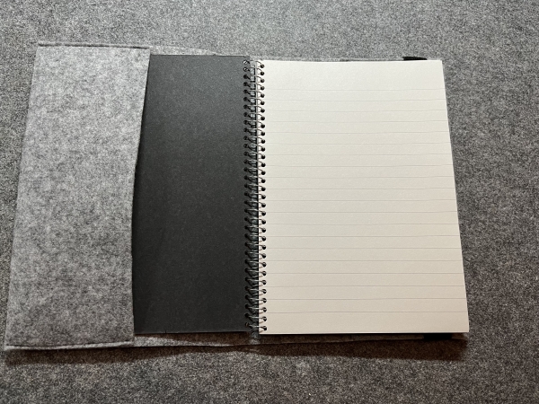 Notizbuch Buchhülle aus Filz DINA5  (Pferd 1)