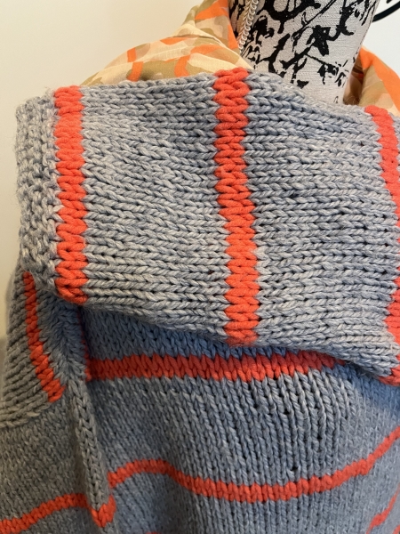 PULLOVER  Gr. 44-46 grau- neon-orange  mit Schaltuch
